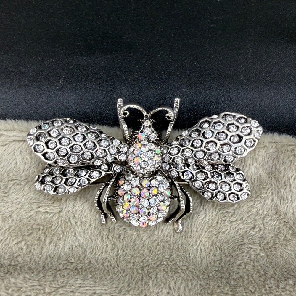 Cara NY Rhinestone Insect Brooch Silver Tone‎ Pendant Bale